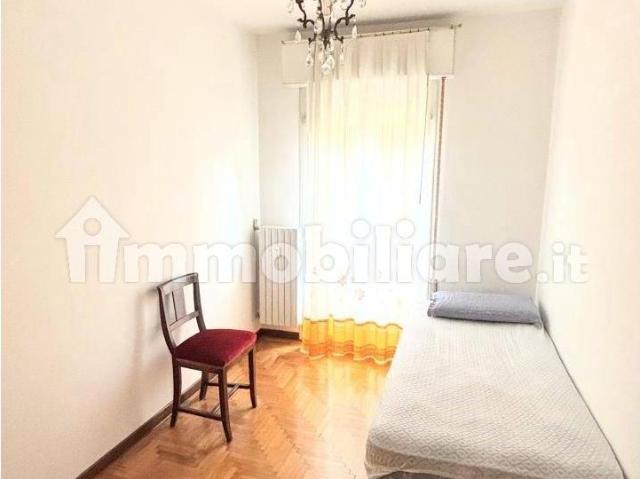 Stanza in affitto in appartamento via Ravenna, 16, Padova
