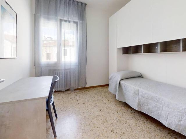 Stanza in affitto in appartamento via via Trento 19, Venezia