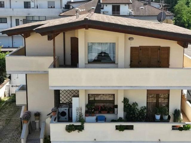 Stanza in affitto in appartamento via Zittola, 15, Chieti