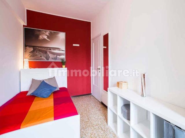 Stanza in affitto in appartamento viale Carlo Espinasse, Milano