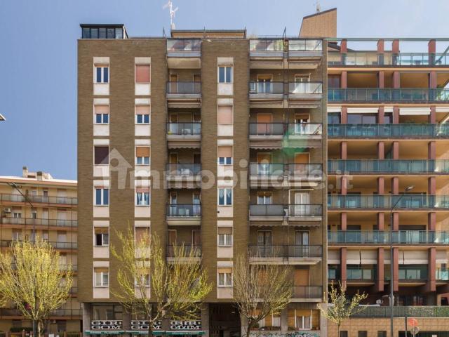 Stanza in affitto in appartamento viale Monza 202, Milano