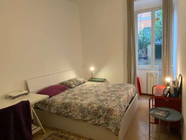 Stanza in affitto per donne in appartamento con 2 camere da letto a Roma