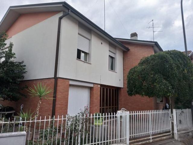 Stanza in affitto per lavoratrici – Ravenna