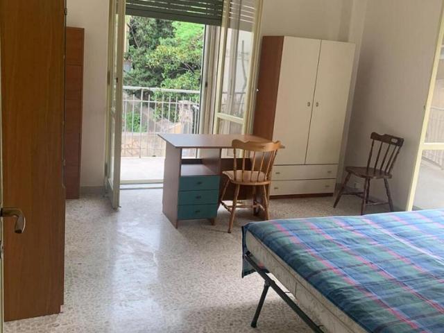 Stanza in appartamento a Catania