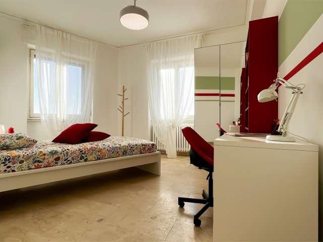 Stanza in appartamento con 7 camere da letto in affitto a Città Studi, Milano