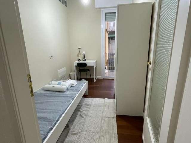 Stanza in appartamento con 8 camere da letto in affitto a Marconi, Bologna
