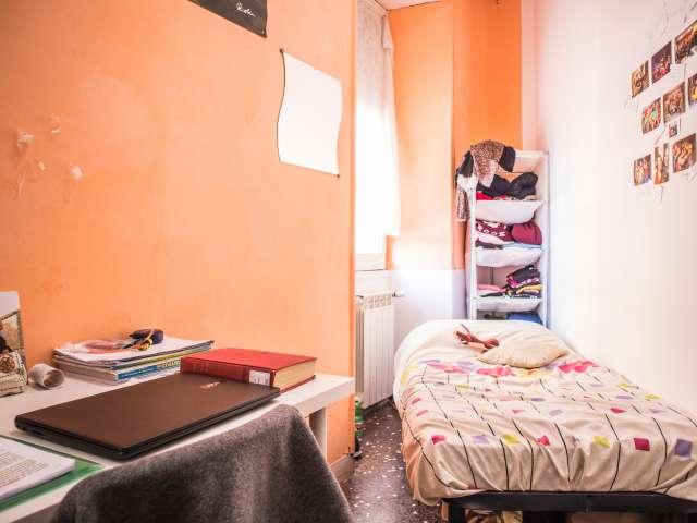 Stanza in appartamento condiviso a Garbatella, Roma