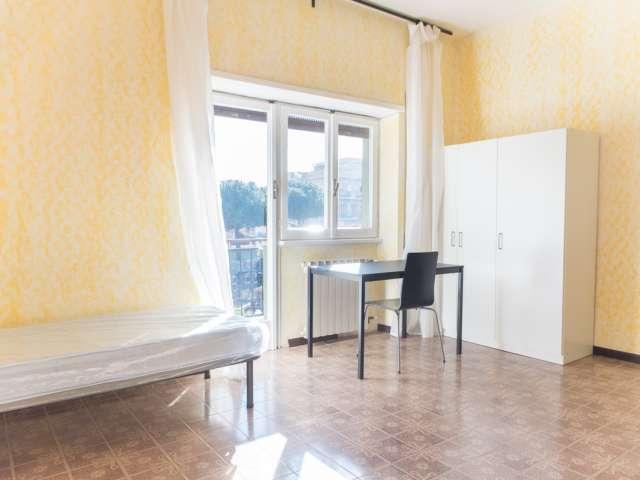 Stanza in appartamento condiviso a Giardinetti, Roma