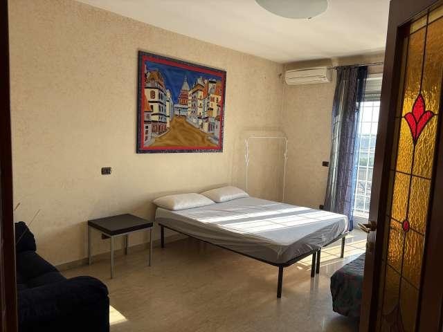 Stanza in appartamento condiviso a Roma
