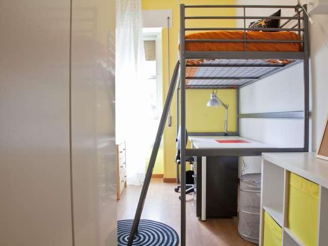 Stanza in appartamento condiviso a Trieste, Roma