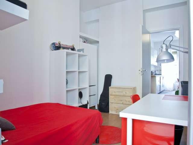 Stanza in appartamento condiviso a Trieste, Roma