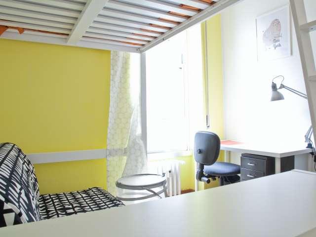 Stanza in appartamento condiviso a Trieste, Roma