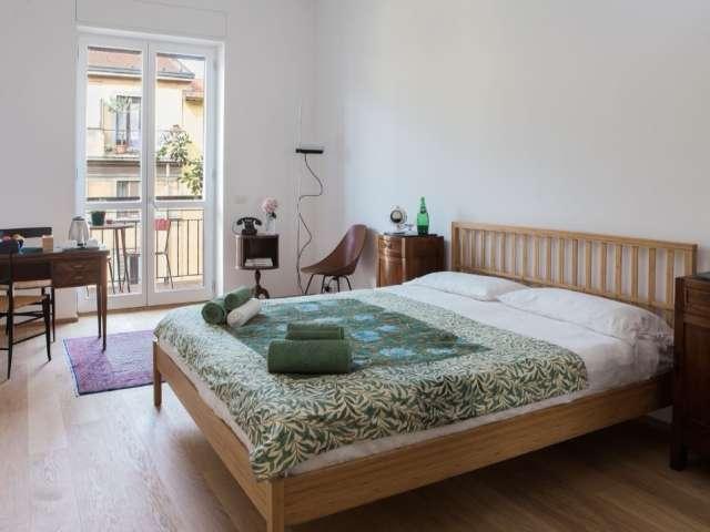 Stanza in appartamento condiviso con 2 camere da letto sui Navigli, Milano