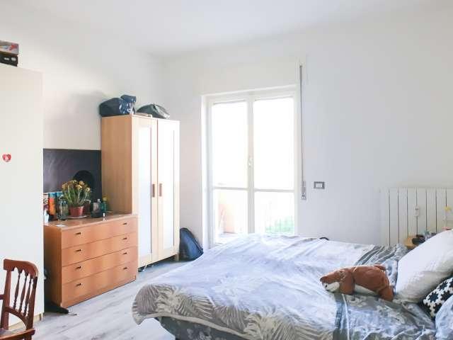 Stanza in appartamento condiviso con 4 camere da letto in affitto a Garbatella, Roma
