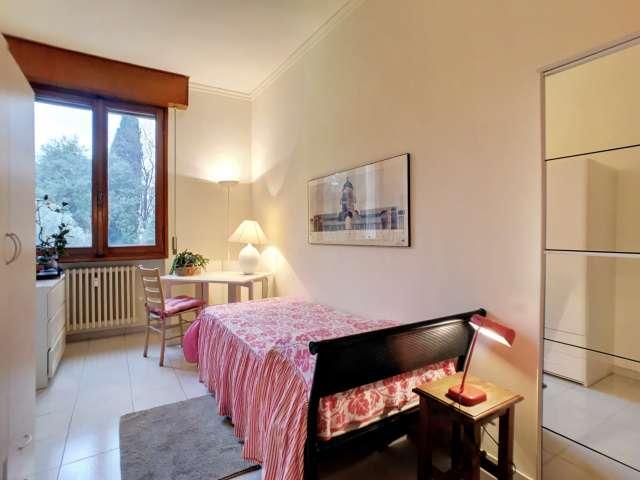Stanza in appartamento condiviso in affitto a Campo di Marte Centro