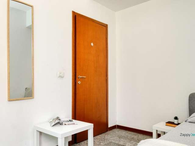 Stanza in appartamento condiviso in affitto a Cirenaica, Bologna
