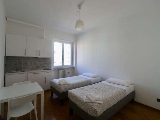 Stanza in appartamento condiviso in affitto a Bande Nere, Milano
