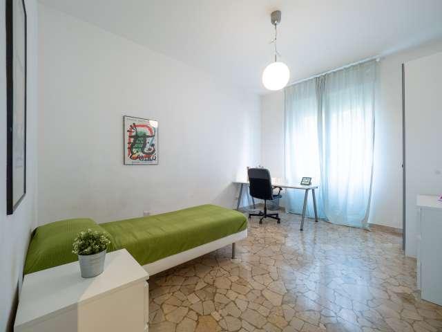 Stanza in appartamento condiviso in affitto a Lodi Corvetto