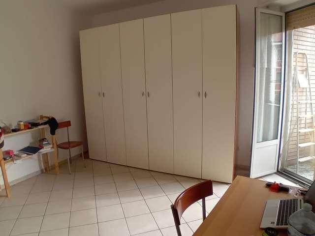 Stanza in appartamento condiviso in affitto a Lodi Corvetto, Milano