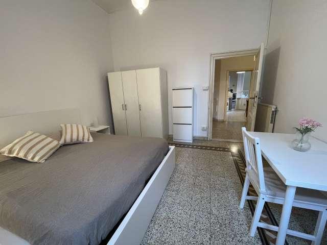Stanza in appartamento condiviso in affitto a Leopoldo, Firenze