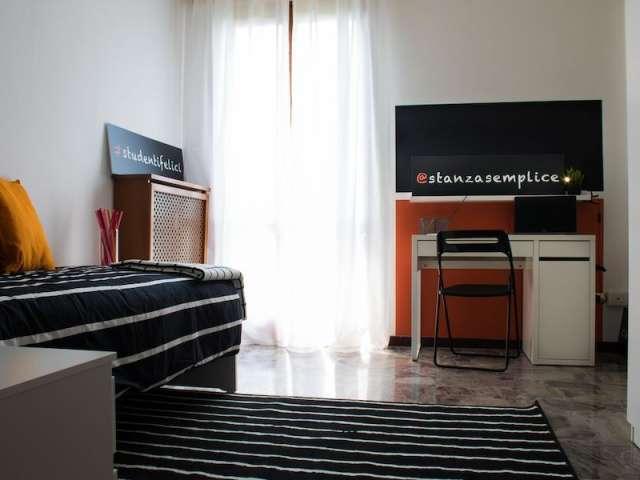 Stanza in appartamento condiviso in affitto a Mompiano, Brescia