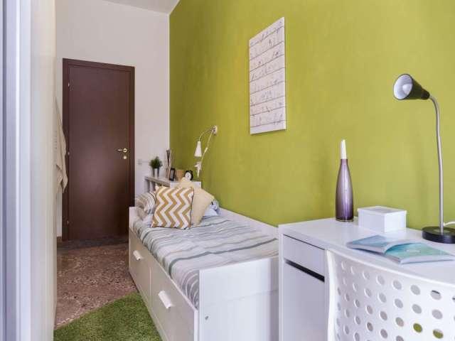 Stanza in appartamento condiviso in affitto a Malpighi, Bologna