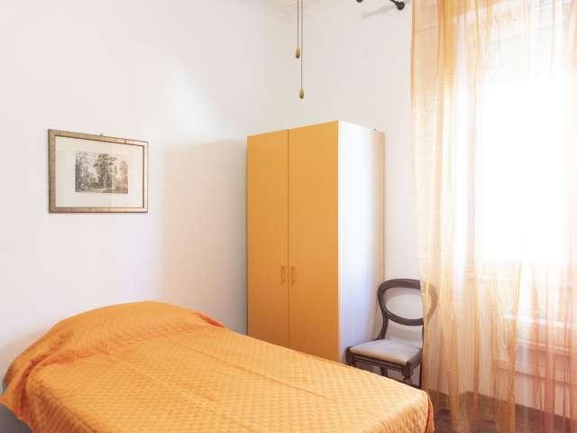 Stanza in appartamento condiviso in affitto a Nomentano, Roma