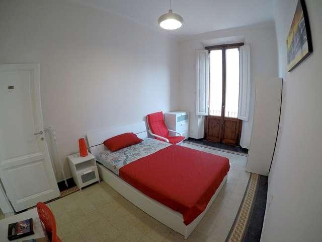 Stanza in appartamento condiviso in affitto a Statuto, Firenze