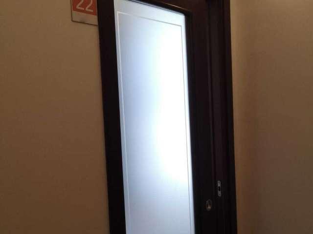 Stanza in appartamento condiviso in affitto ad Avvocata, Napoli