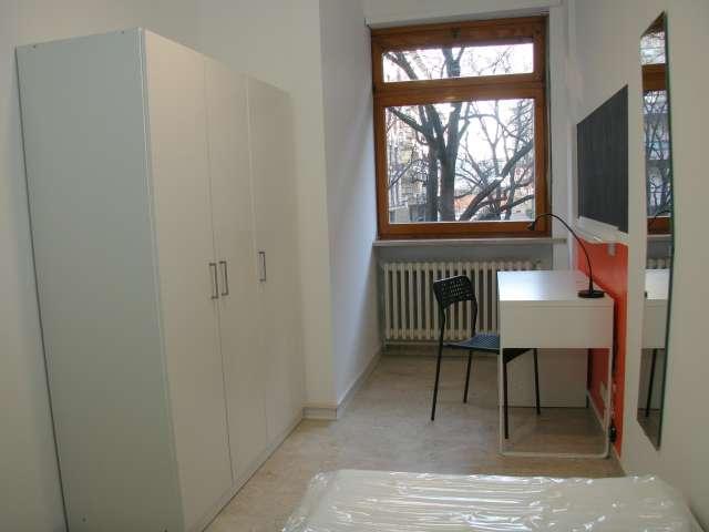 Stanza in appartamento condiviso in affitto, Pozzo Strada, Torino