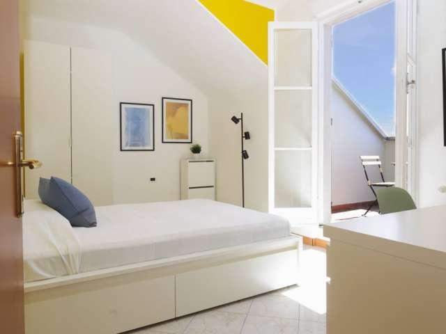 Stanza in appartamento condiviso, Navigli, Milano, per professionisti