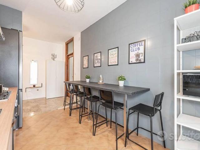 Stanza in appartamento di 170 m² a Padova