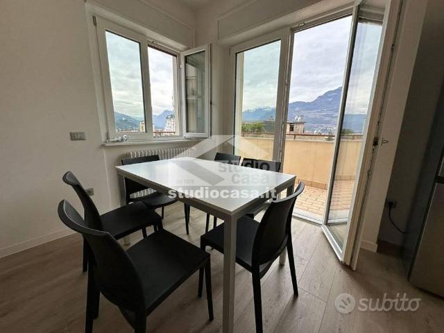 Stanza in appartamento di 10 m² a Rovereto
