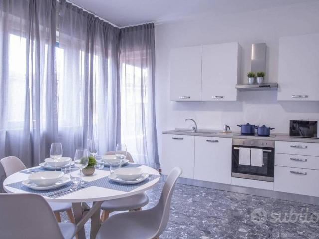 Stanza in appartamento di 130 m² a Verona