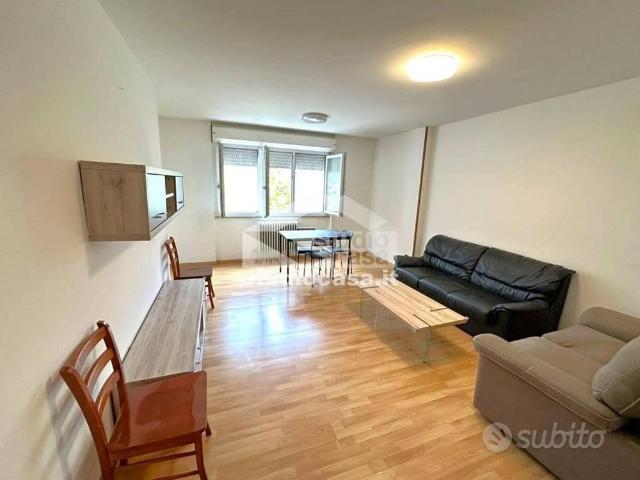 Stanza in appartamento di 13 m² a Rovereto