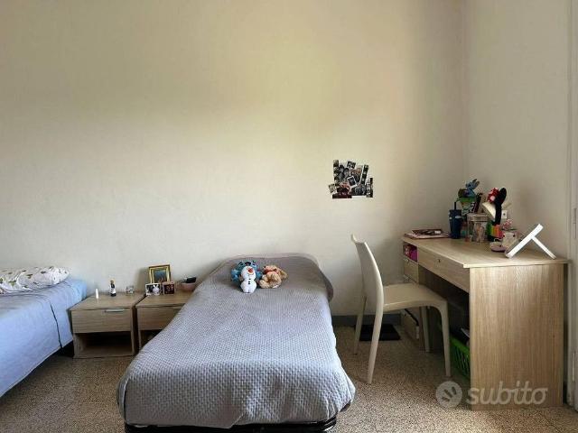 Stanza in appartamento di 70 m² a Bologna
