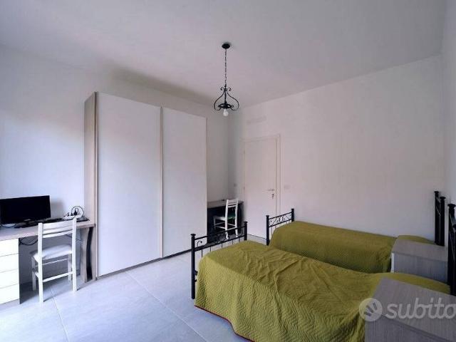 Stanza in appartamento di 95 m² a Bologna