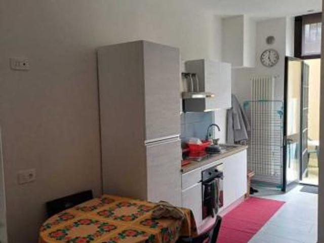 Stanza in appartamento in affitto a Torino