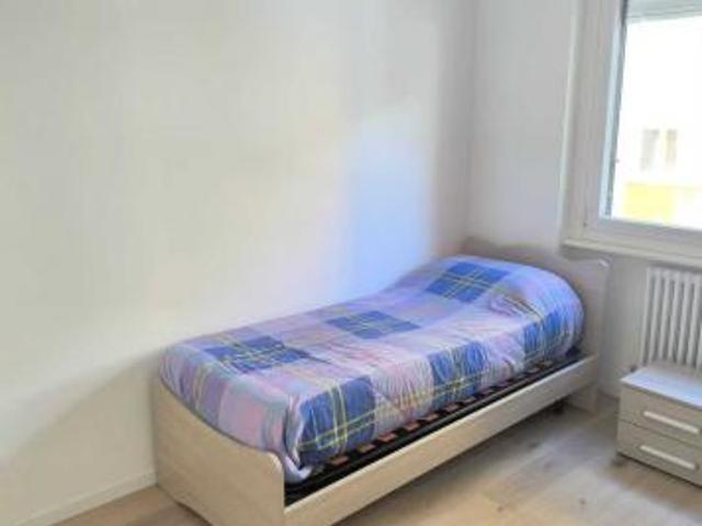 Stanza in appartamento in affitto a Trento