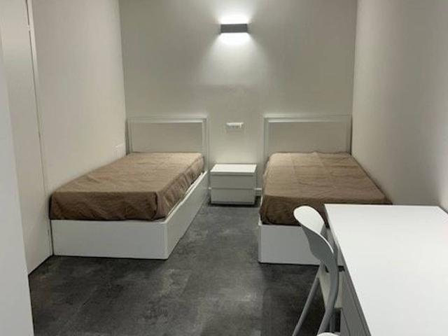 Stanza in appartamento in affitto a Trento