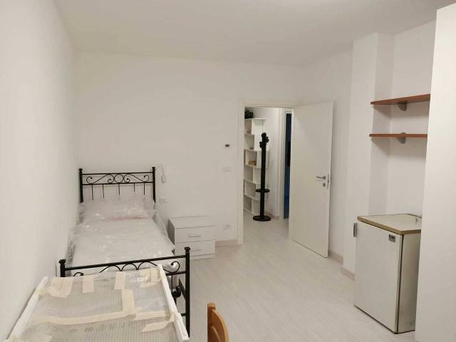 Stanza in appartamento in affitto a Trento