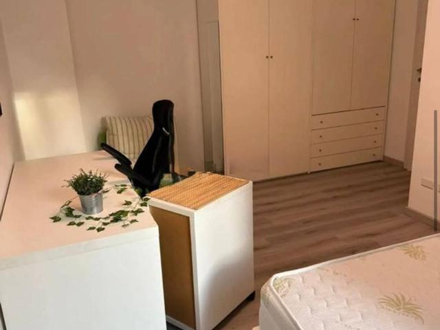 Stanza in appartamento in affitto a Triuggio
