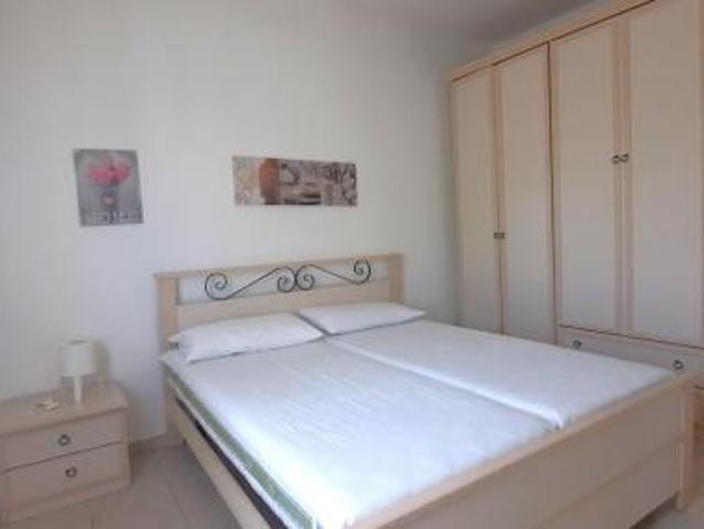 Stanza in appartamento in affitto a Carpi