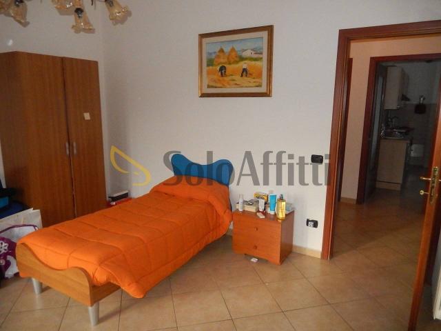 Stanza in appartamento in affitto a Catanzaro