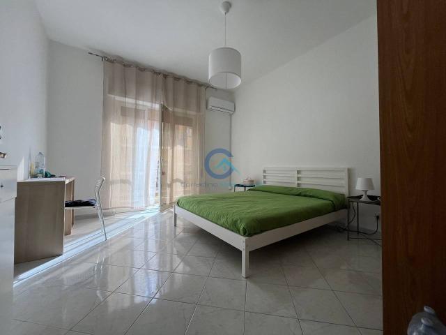 Stanza in appartamento in affitto a Catanzaro