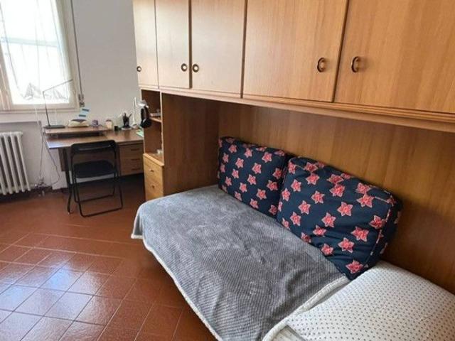 Stanza in appartamento in affitto a Ferrara