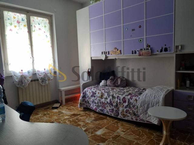 Stanza in appartamento in affitto a Firenze