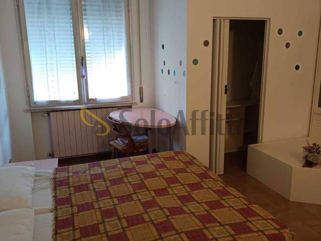 Stanza in appartamento in affitto a Firenze