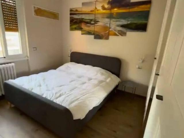 Stanza in appartamento in affitto a Melegnano
