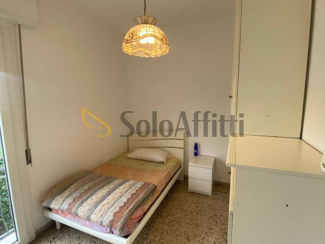 Stanza in appartamento in affitto a Modena